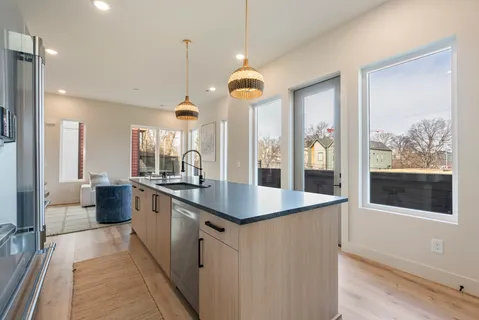 $694,900 | 100 Fairview Court, Nashville, TN 37203