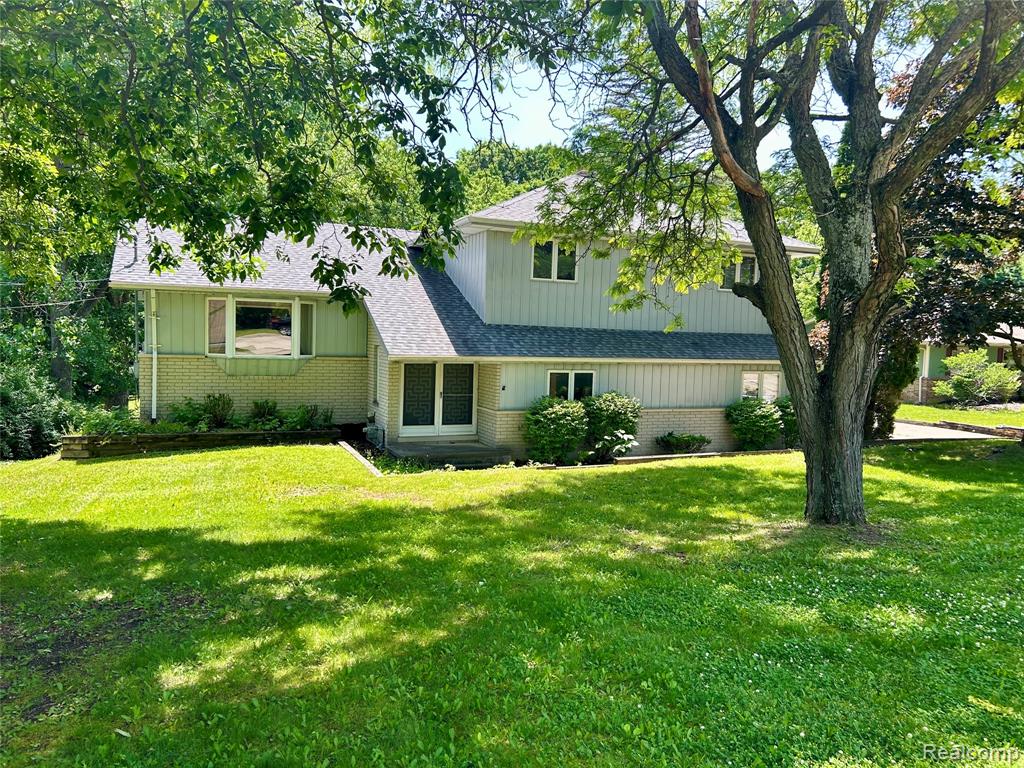1457 West Avon Road Rochester Hills, MI 48309 - Photo 2 of 42