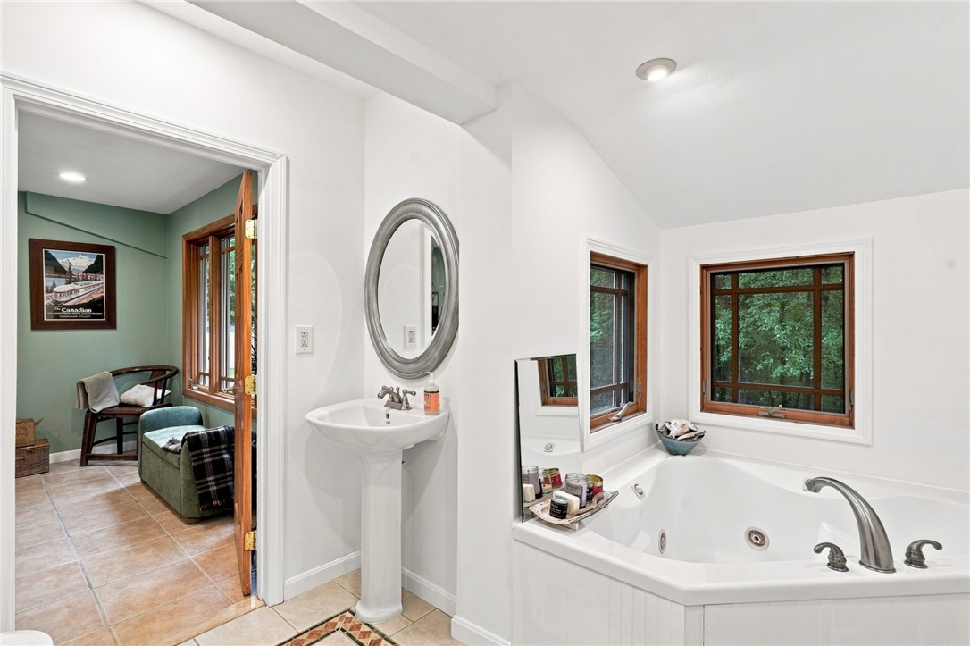 321 Cooper Hill Road Burrillville, RI 02839 - Photo 28 of 49 Full bath