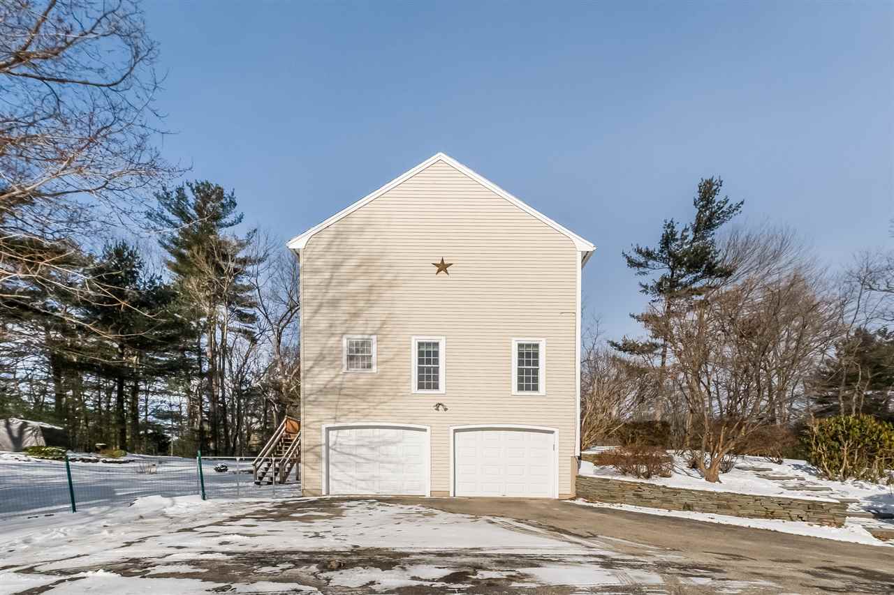 25 Montgomery Farm Road Derry, NH 03038 - Photo 35 of 40