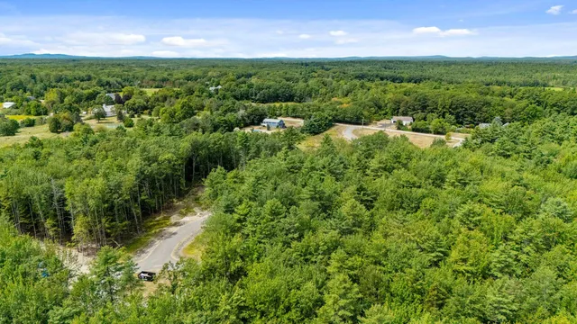 $1,799,999 | 4 Dogwood Circle, Kennebunk, ME 04043