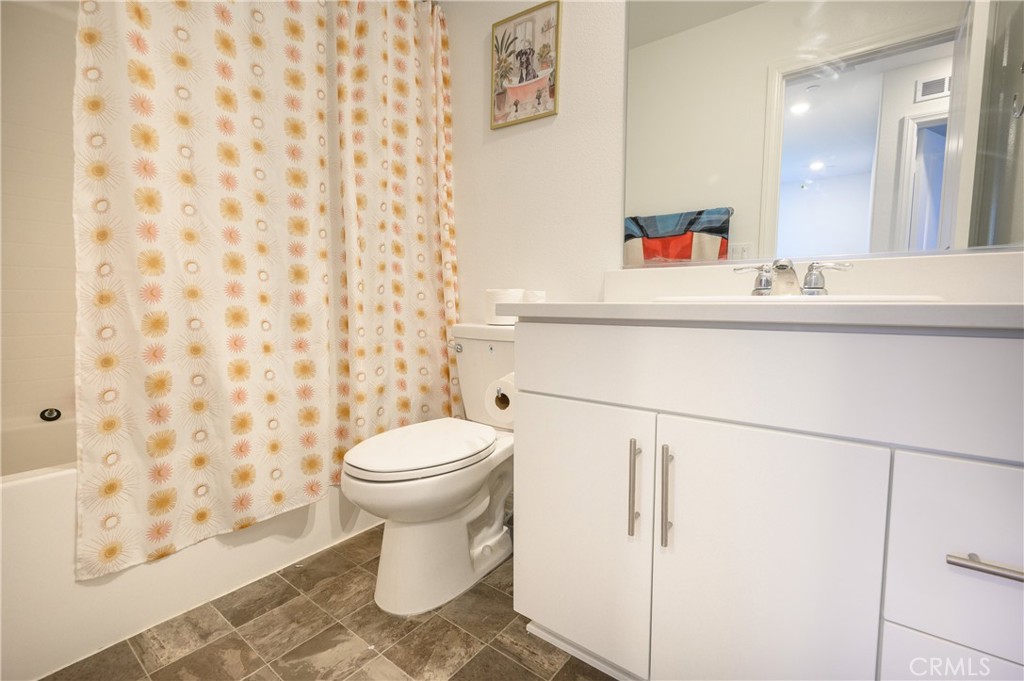 7276 Olive Grv Street Riverside, CA 92507 - Photo 8 of 20