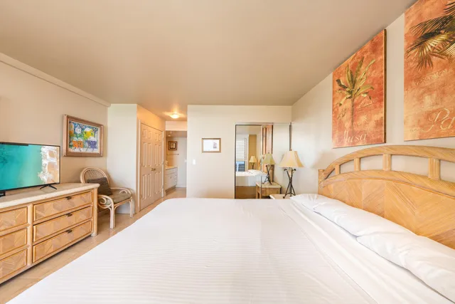 $2,150,000 | 110 Kaanapali Shores Place, Unit 711, Lahaina, HI 96761