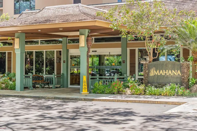 $2,150,000 | 110 Kaanapali Shores Place, Unit 711, Lahaina, HI 96761