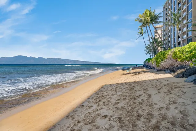 $2,150,000 | 110 Kaanapali Shores Place, Unit 711, Lahaina, HI 96761