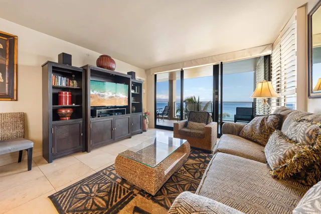 $2,150,000 | 110 Kaanapali Shores Place, Unit 711, Lahaina, HI 96761