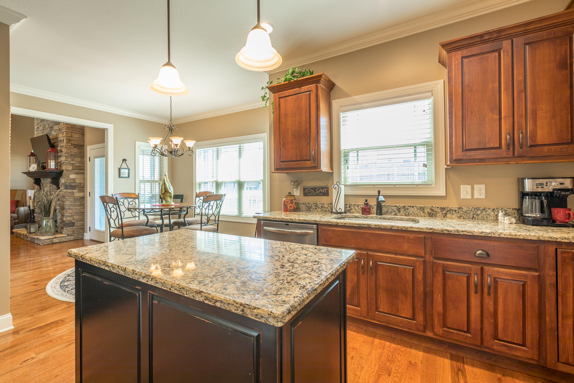248 Live Oak Road Ringgold, GA 30736 - Photo 16 of 64 Kitchen