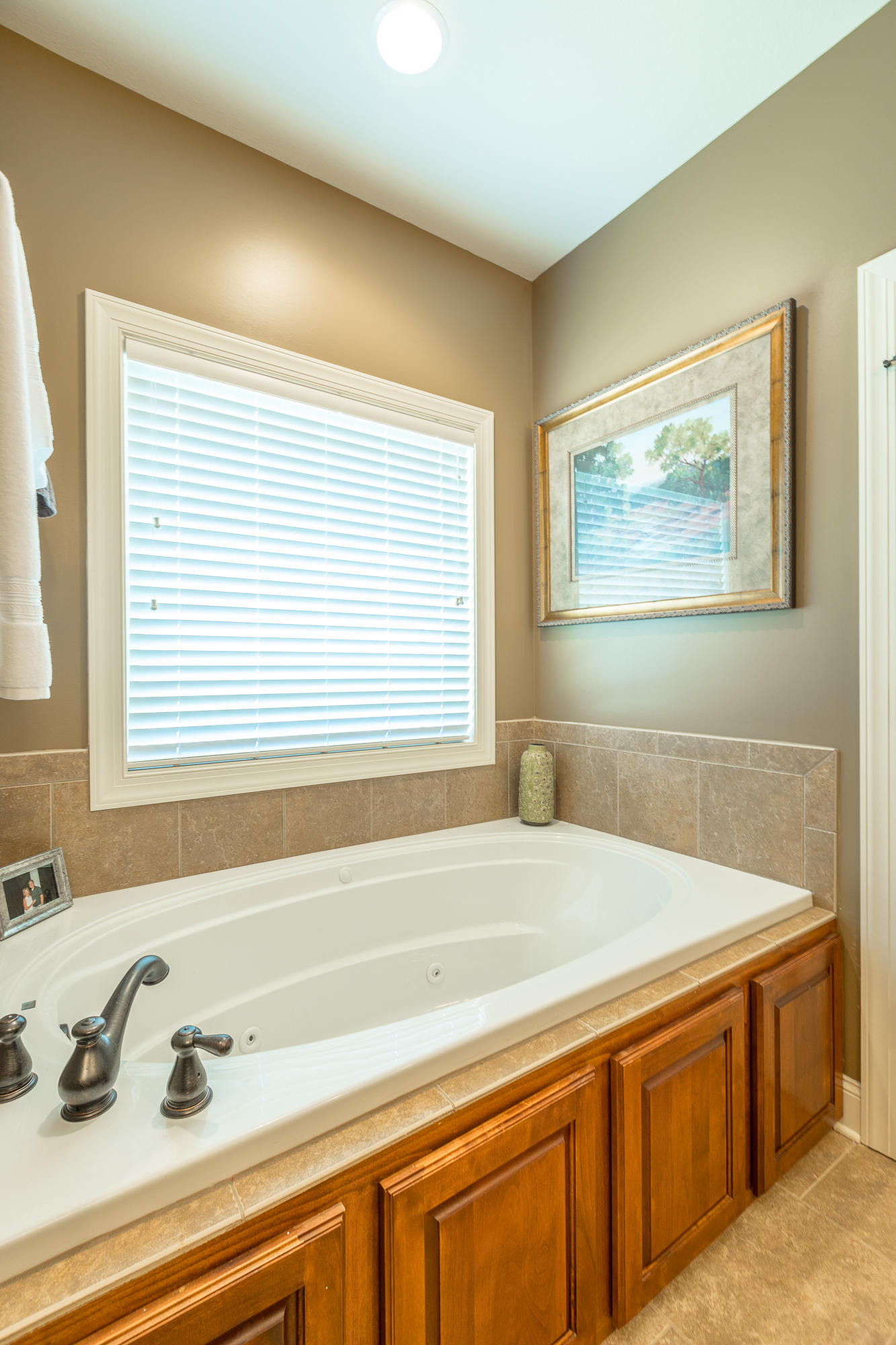 248 Live Oak Road Ringgold, GA 30736 - Photo 29 of 64 Master Bathroom