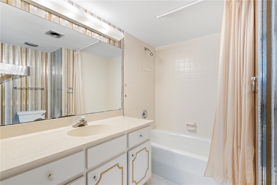 1150 Reef Road, Unit B21 Vero Beach, FL 32963 - Photo 18 of 32 Gallery Image 18