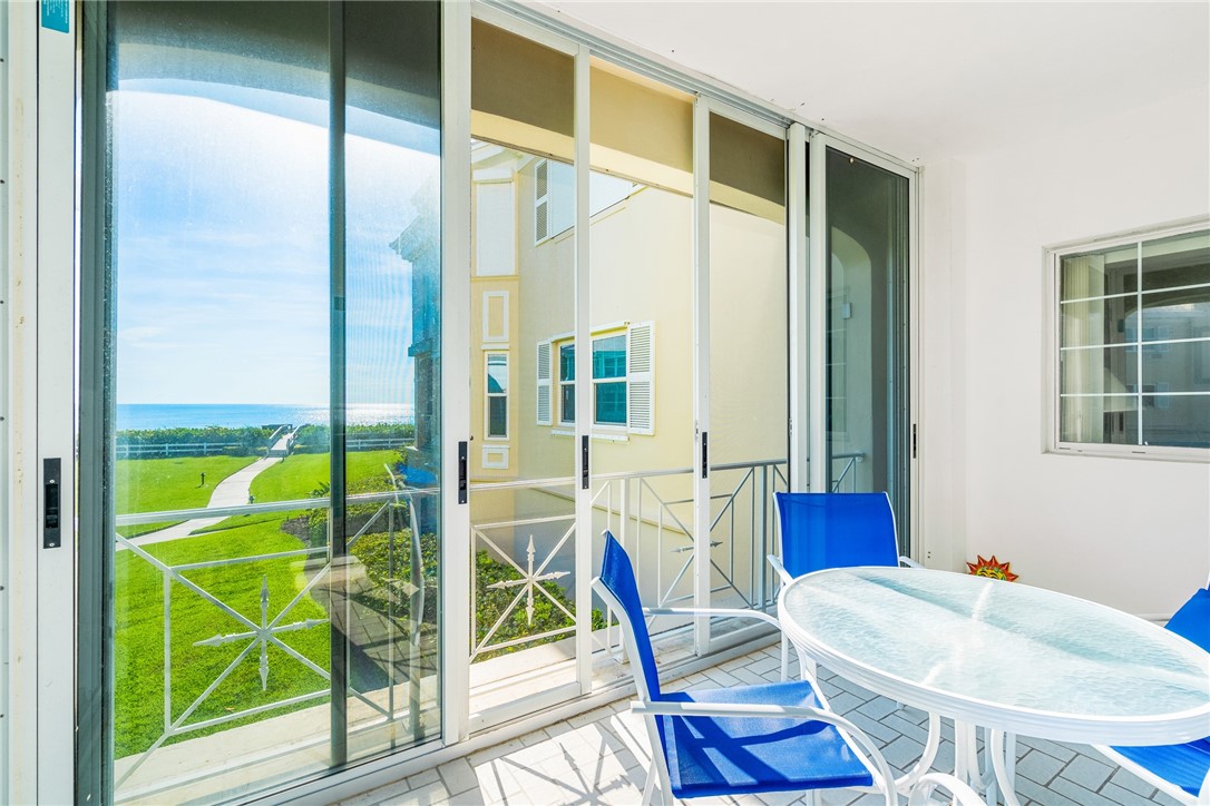 1150 Reef Road, Unit B21 Vero Beach, FL 32963 - Photo 5 of 32 Gallery Image 5