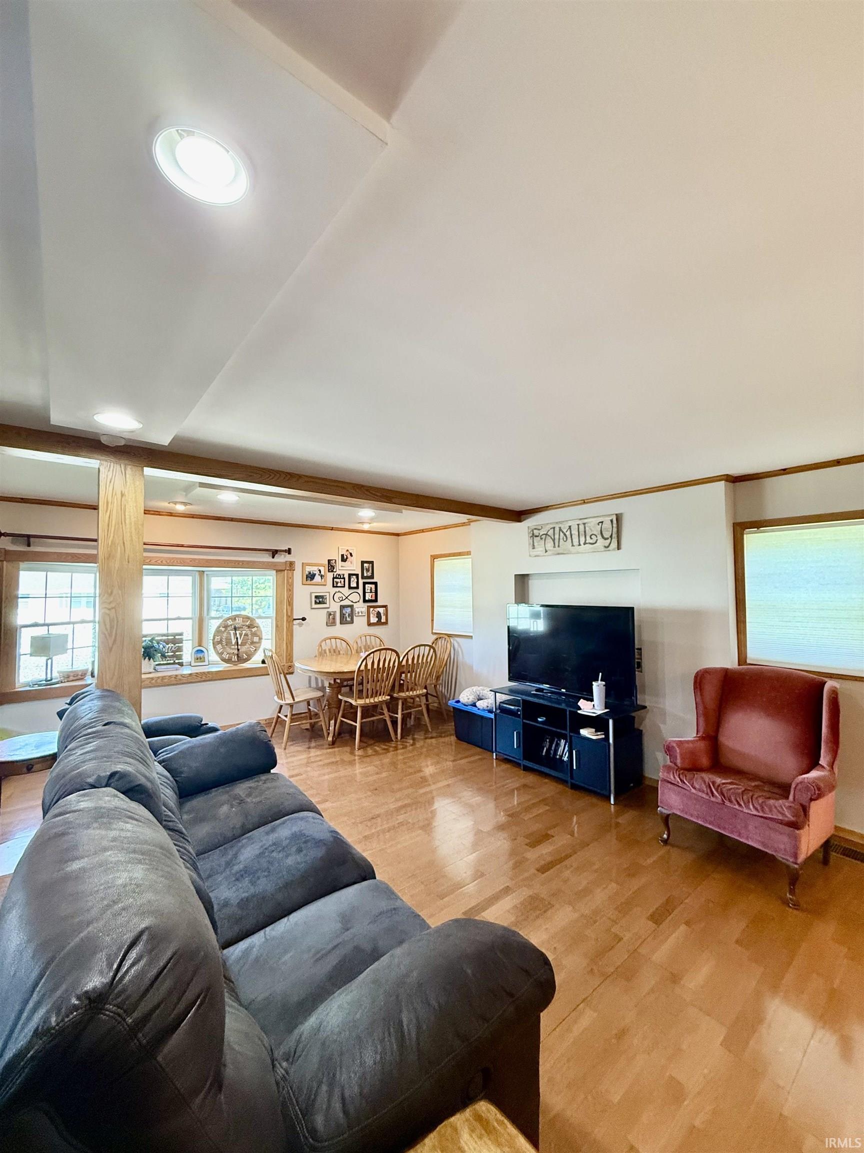 420 Hasty Street Huntington, IN 46750 - Photo 4 of 17