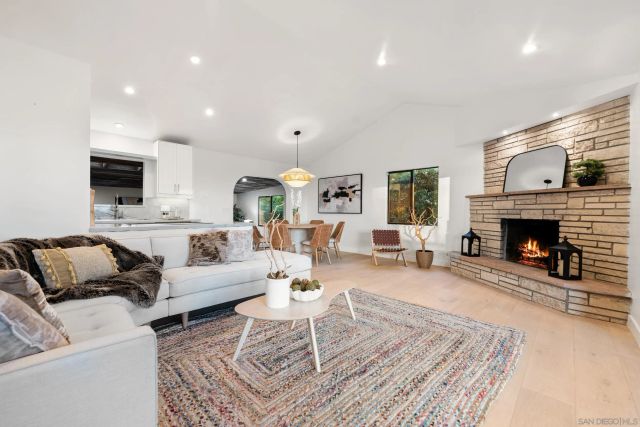 $2,375,000 | 3306 Donna Drive, Carlsbad, CA 92008