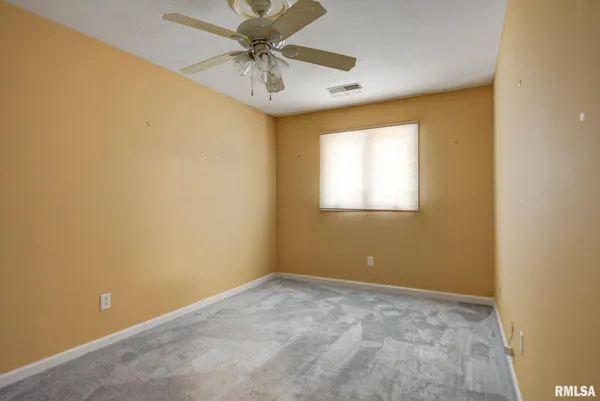 $120,000 | 2628 South Forrest Green Drive, Decatur, IL 62521