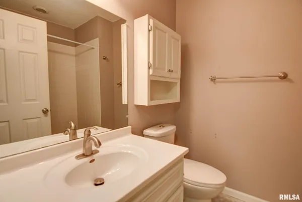 $120,000 | 2628 South Forrest Green Drive, Decatur, IL 62521