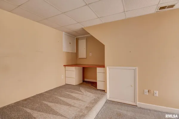 $120,000 | 2628 South Forrest Green Drive, Decatur, IL 62521