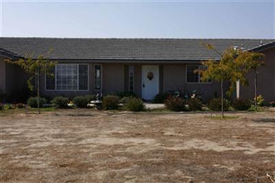17136 La Canada Road Madera, CA 93636 - Photo 2 of 14 Gallery Image 2