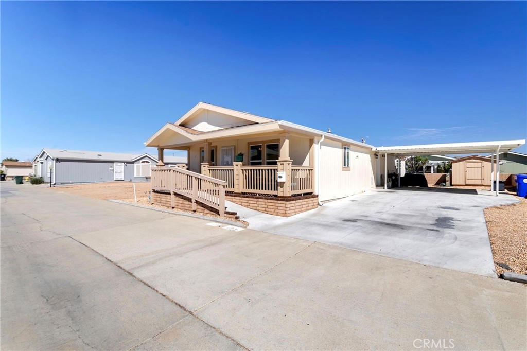 22241 Nisqually Road, Unit 103 Apple Valley, CA 92308 - Photo 25 of 34