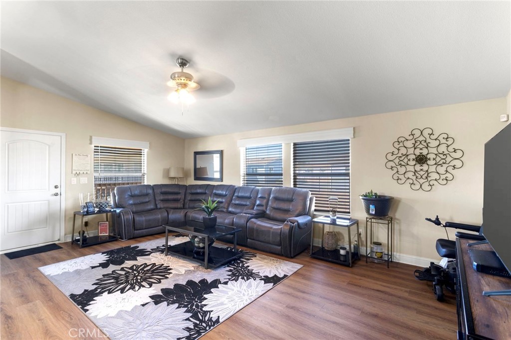 22241 Nisqually Road, Unit 103 Apple Valley, CA 92308 - Photo 4 of 34 Spacious living room with natural light
