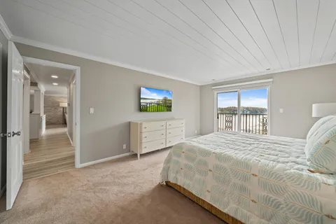 $999,999 | 9 South Walworth Avenue, Unit 603, Williams Bay, WI 53191