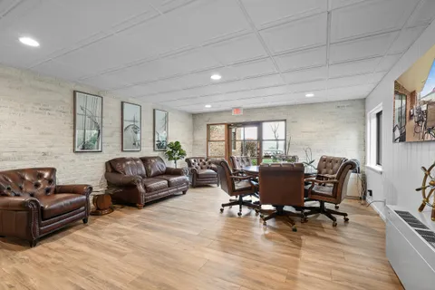 $999,999 | 9 South Walworth Avenue, Unit 603, Williams Bay, WI 53191