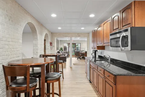 $999,999 | 9 South Walworth Avenue, Unit 603, Williams Bay, WI 53191