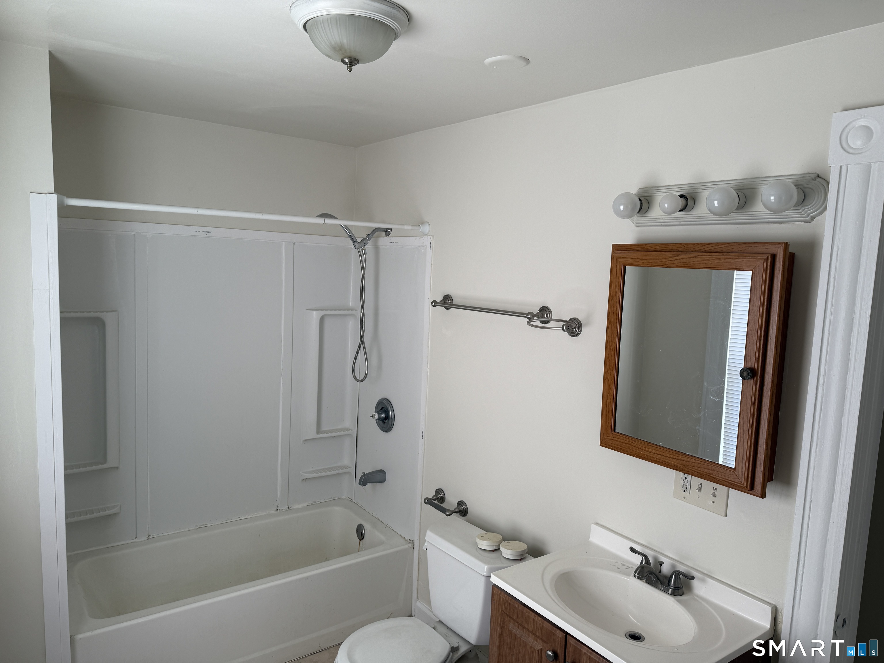 53 Maple Street Seymour, CT 06483 - Photo 7 of 14