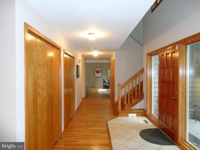 525 Epping Forest Road Annapolis, MD 21401 - Photo 1 of 25 Interior (General)