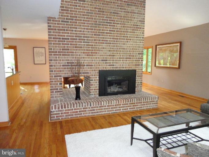 525 Epping Forest Road Annapolis, MD 21401 - Photo 8 of 25 Family Room