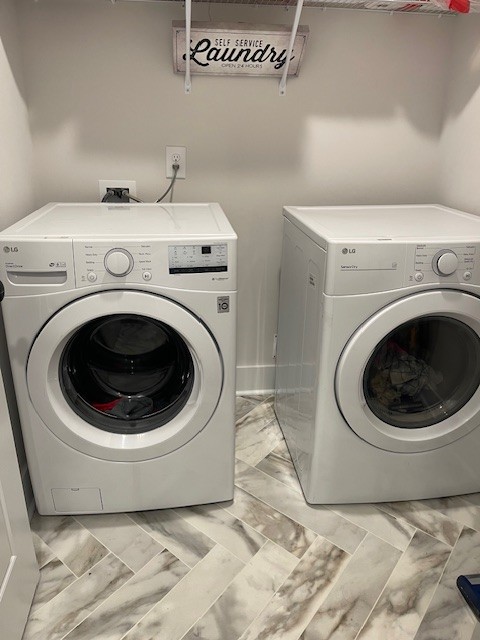 1191 Southside Road Southside, TN 37171 - Photo 20 of 34 a utility room with dryer and washer