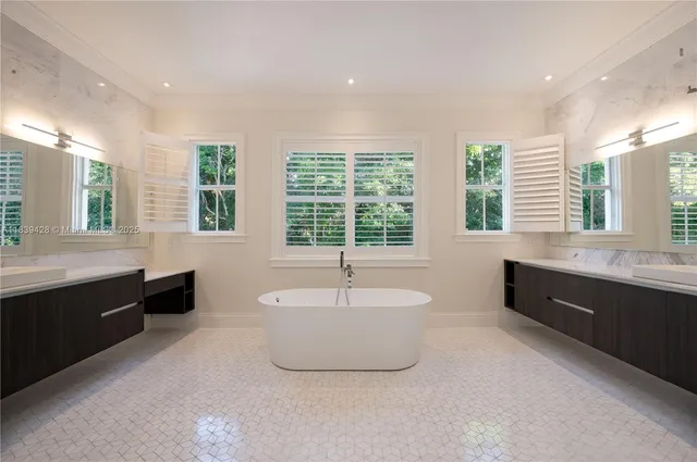 $34,000 | 680 Destacada Avenue, Coral Gables, FL 33156