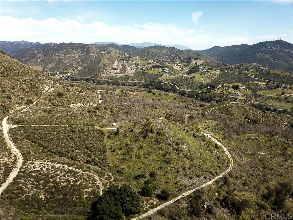 Via Del Rio Fallbrook Ca Fallbrook, CA 92028 - Photo 7 of 10