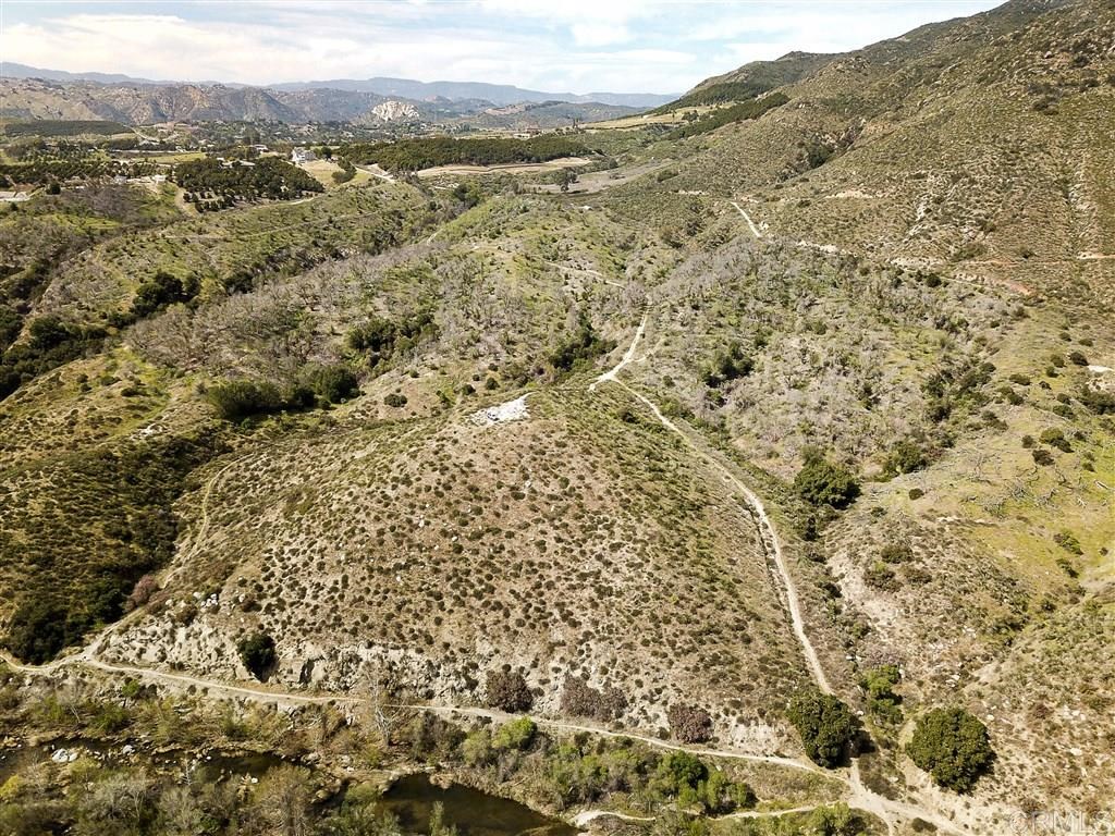 Via Del Rio Fallbrook Ca Fallbrook, CA 92028 - Photo 9 of 10