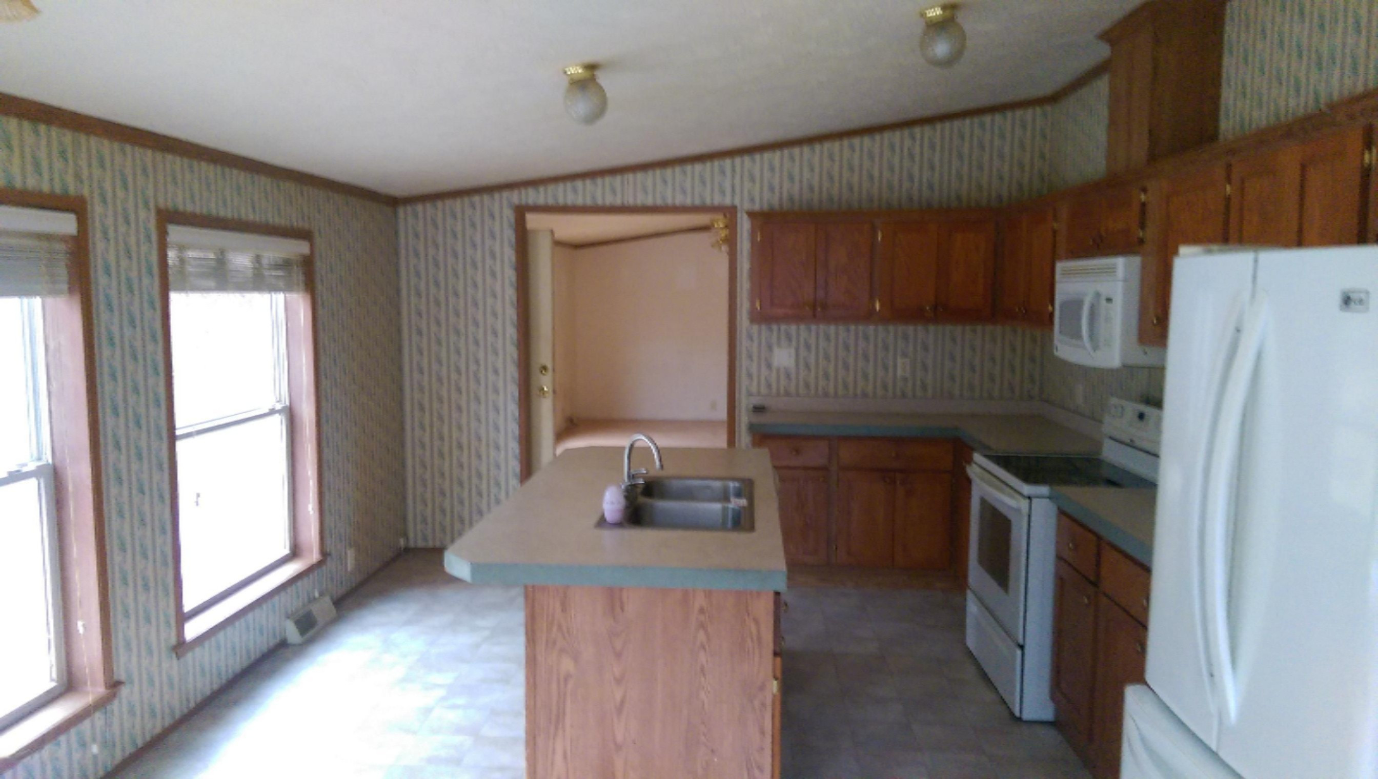 4116 East Buchanan Road Shelby, MI 49455 - Photo 12 of 17 kitchen2