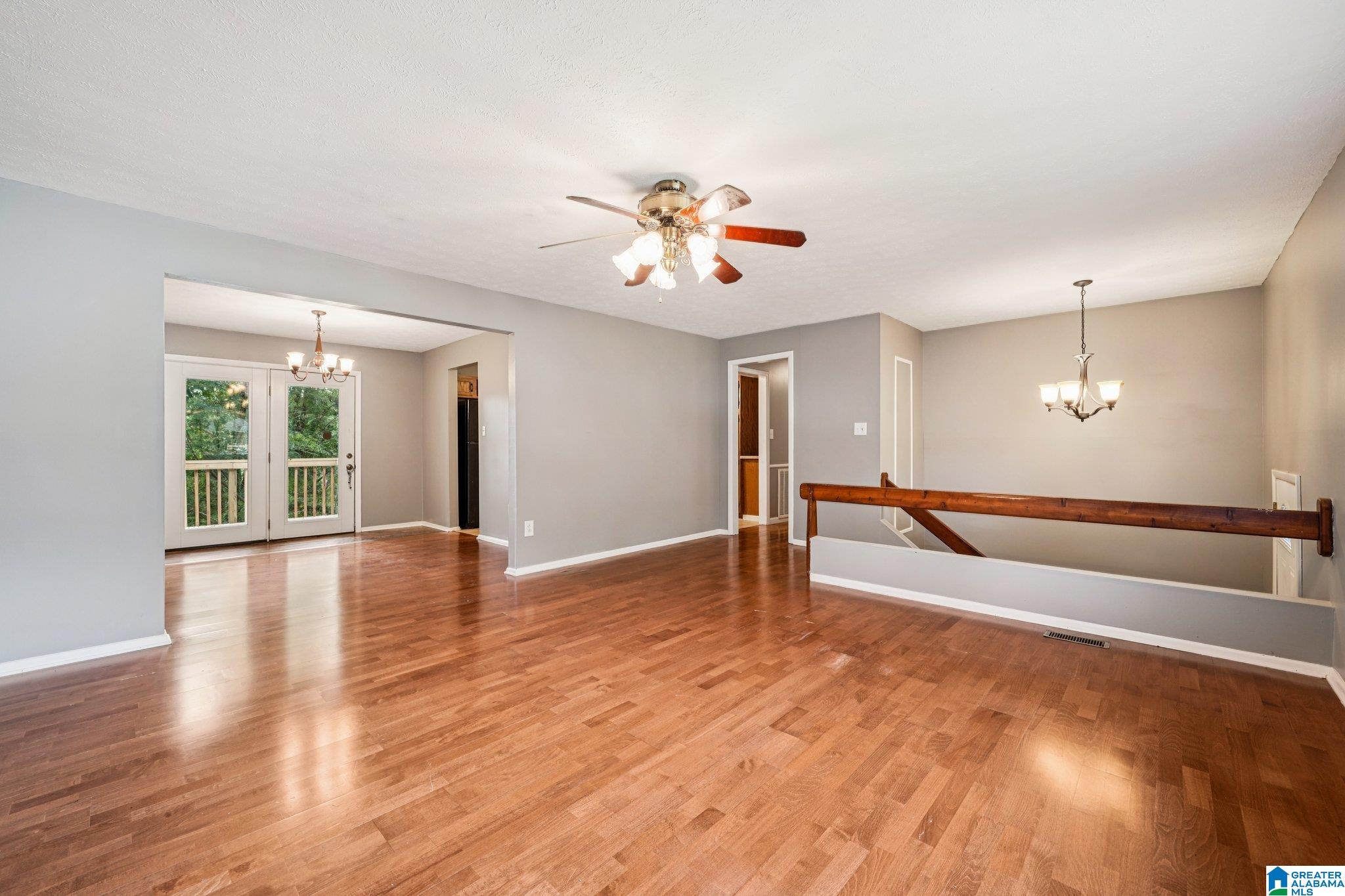5327 Dixieland Road Birmingham, AL 35210 - Photo 5 of 37
