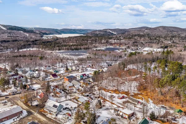 $99,900 | 345 Main Street, Bingham, ME 04920