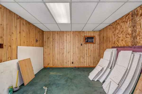 $99,900 | 345 Main Street, Bingham, ME 04920
