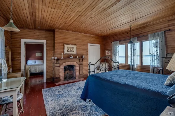 $2,300,000 | 40029 Whiskey, Clayton, NY 13624