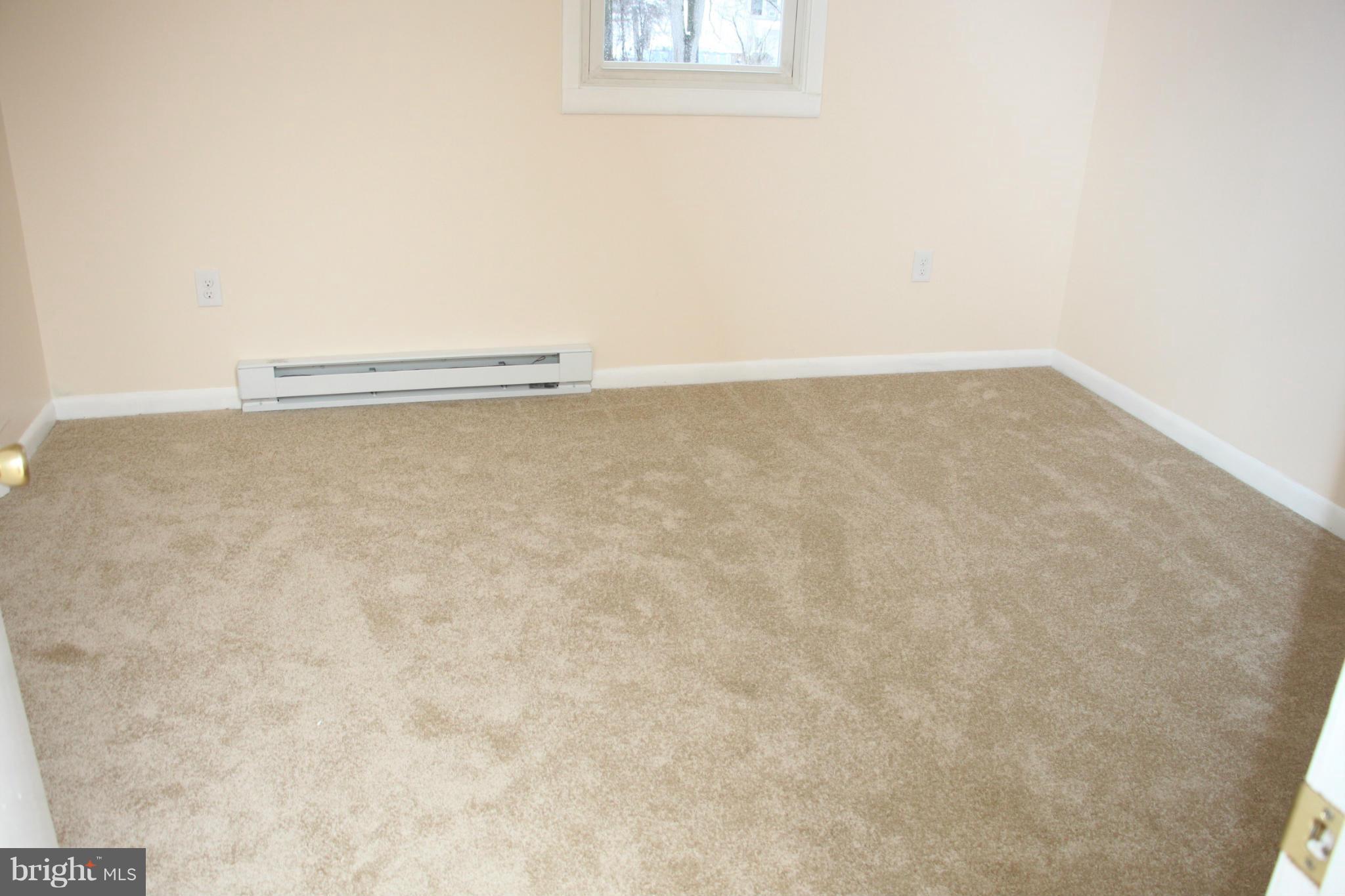 15834 Lockwood Road Williamsport, MD 21795 - Photo 13 of 24 Bath (Master)