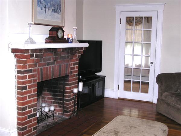 92 Lawrence Road Medford, MA 02155 - Photo 11 of 19