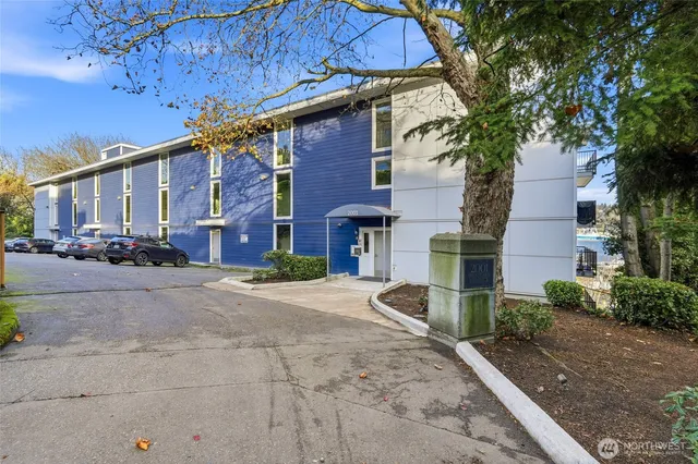 a car parked in front of a house