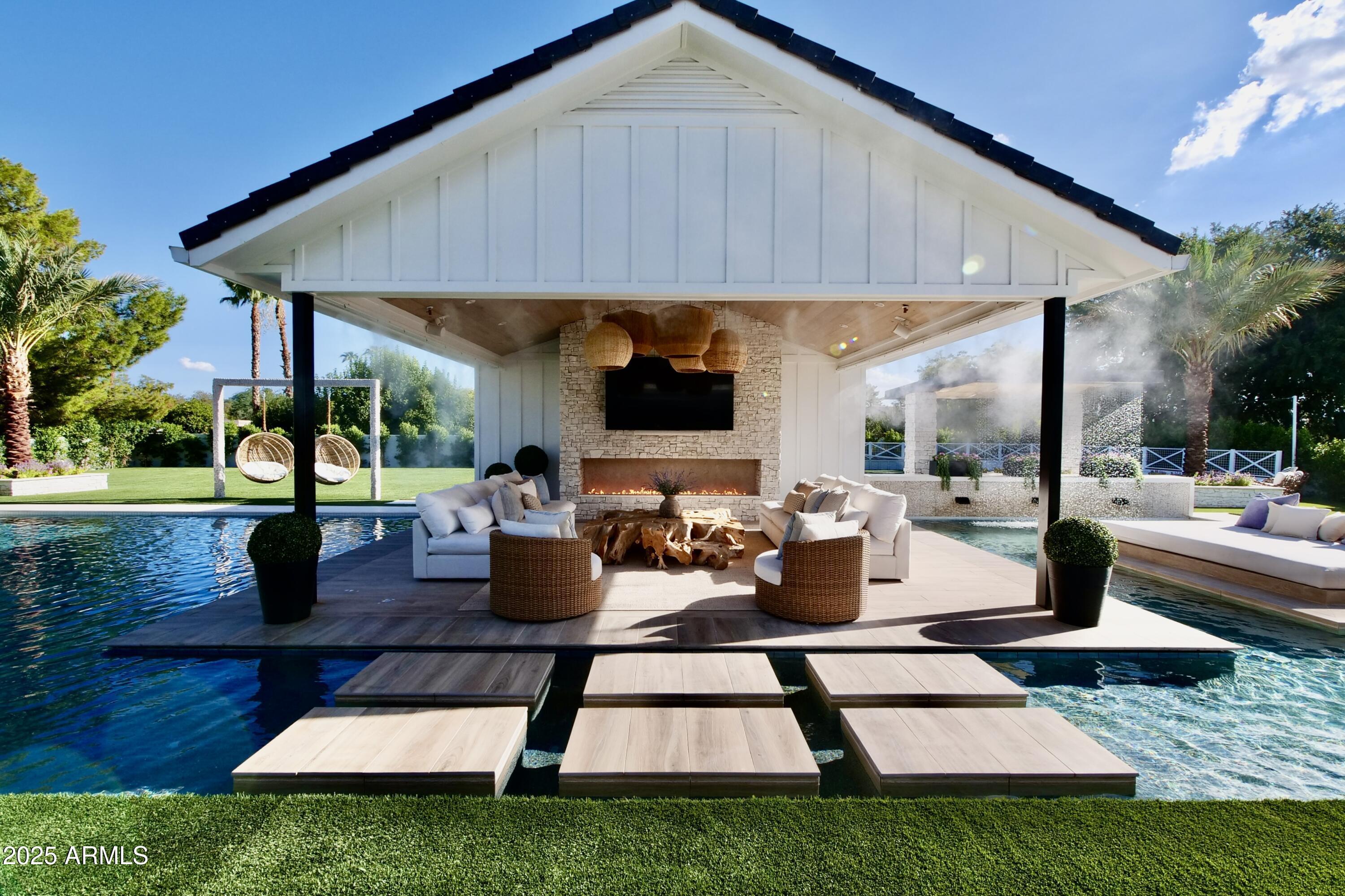2007 East Ranch Road Tempe, AZ 85284 - Photo 20 of 66 Cabana