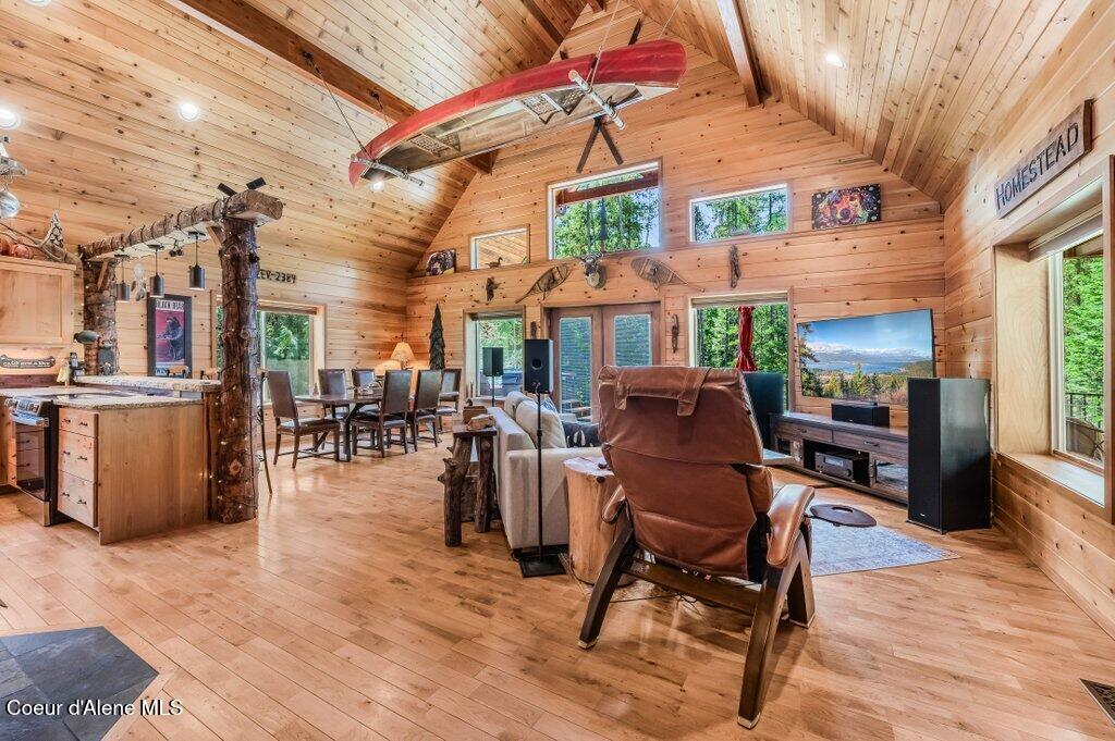 627 Gray Wolf Road Moyie Springs, ID 83845 - Photo 7 of 39 Vaulted ceilings