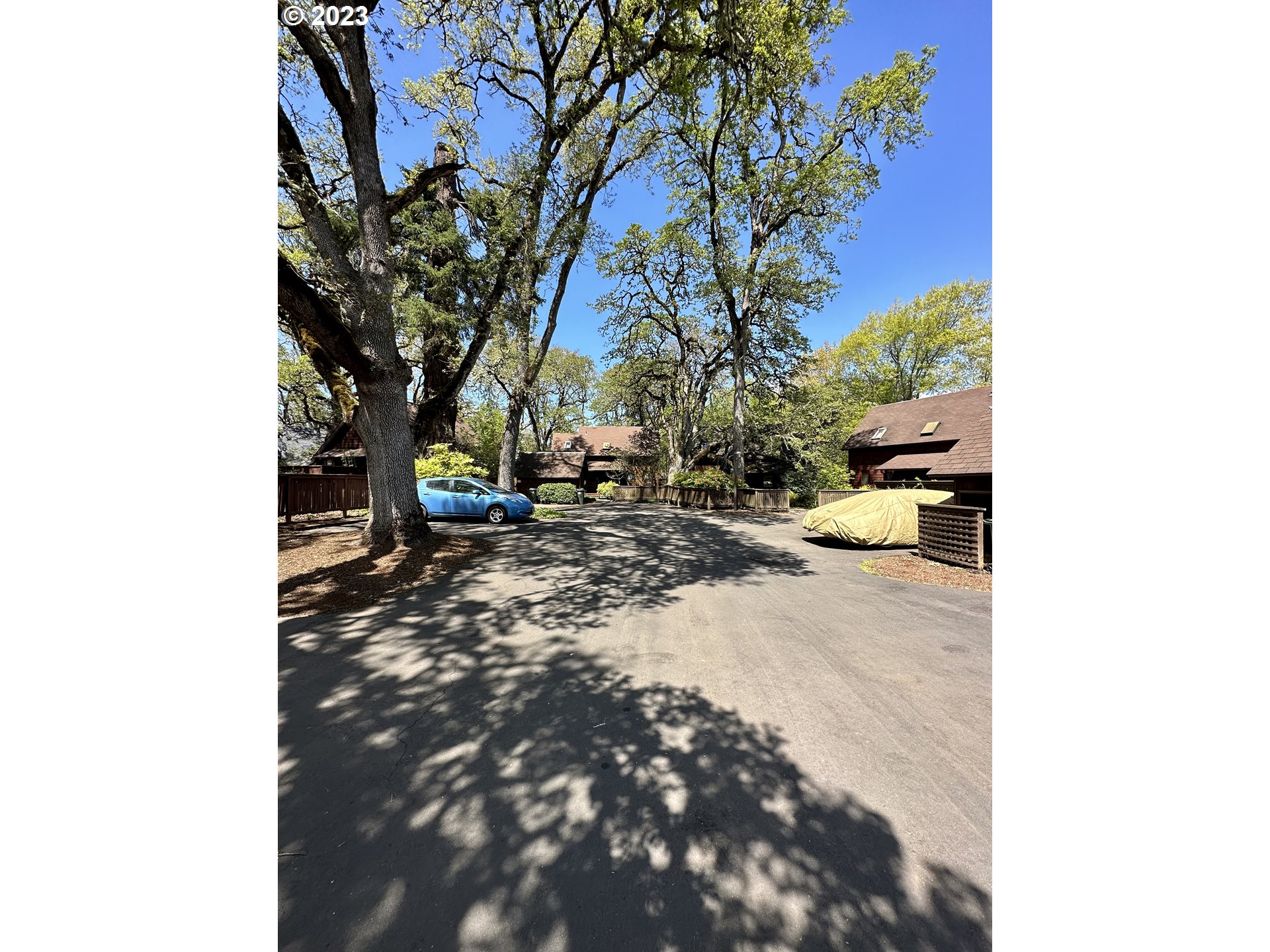 201 Spyglass Drive Eugene, OR 97401 - Photo 4 of 32