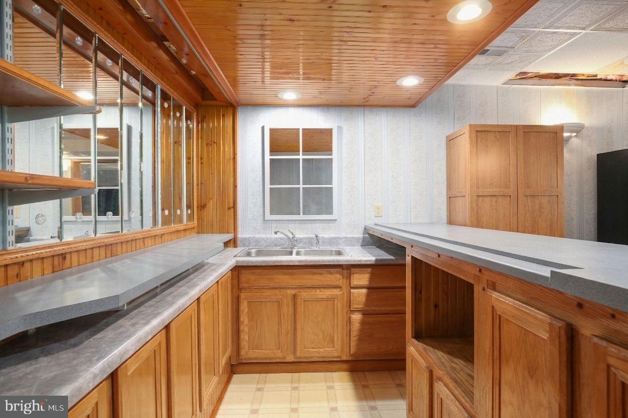 808 Cresthill Road Fredericksburg, VA 22405 - Photo 10 of 49