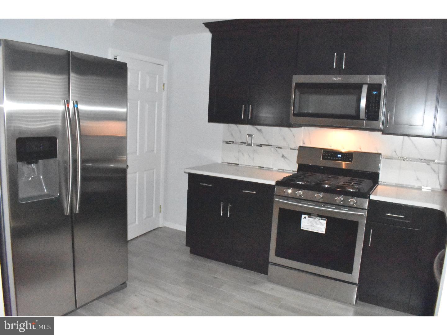 3667 Academy Road Philadelphia, PA 19154 - Photo 4 of 25 Gallery Image 4