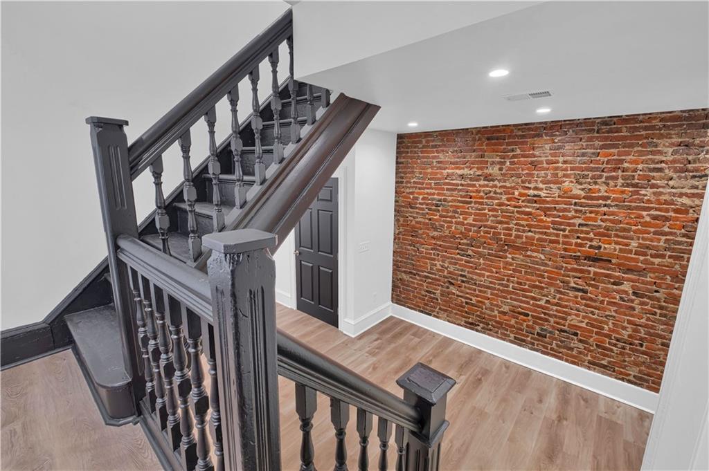3219 Kennett Square Pittsburgh, PA 15213 - Photo 21 of 32