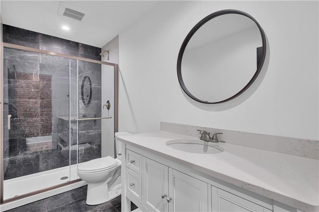 3219 Kennett Square Pittsburgh, PA 15213 - Photo 30 of 32