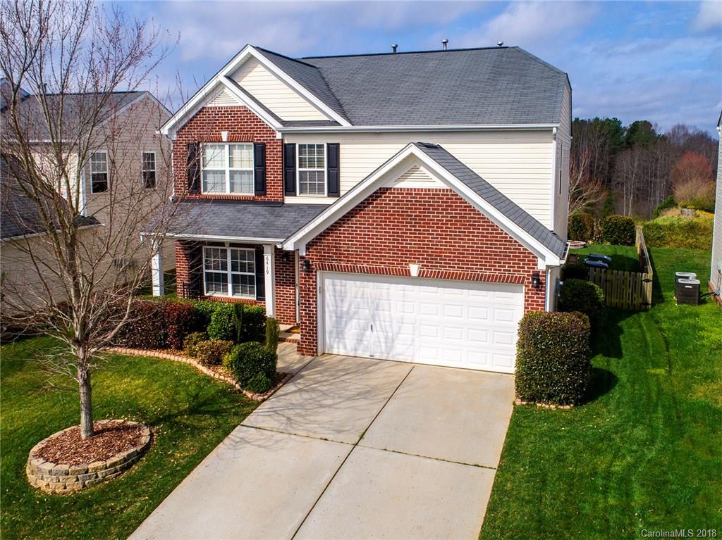 6419 Hermsley Road Charlotte, NC 28278 - Photo 2 of 29