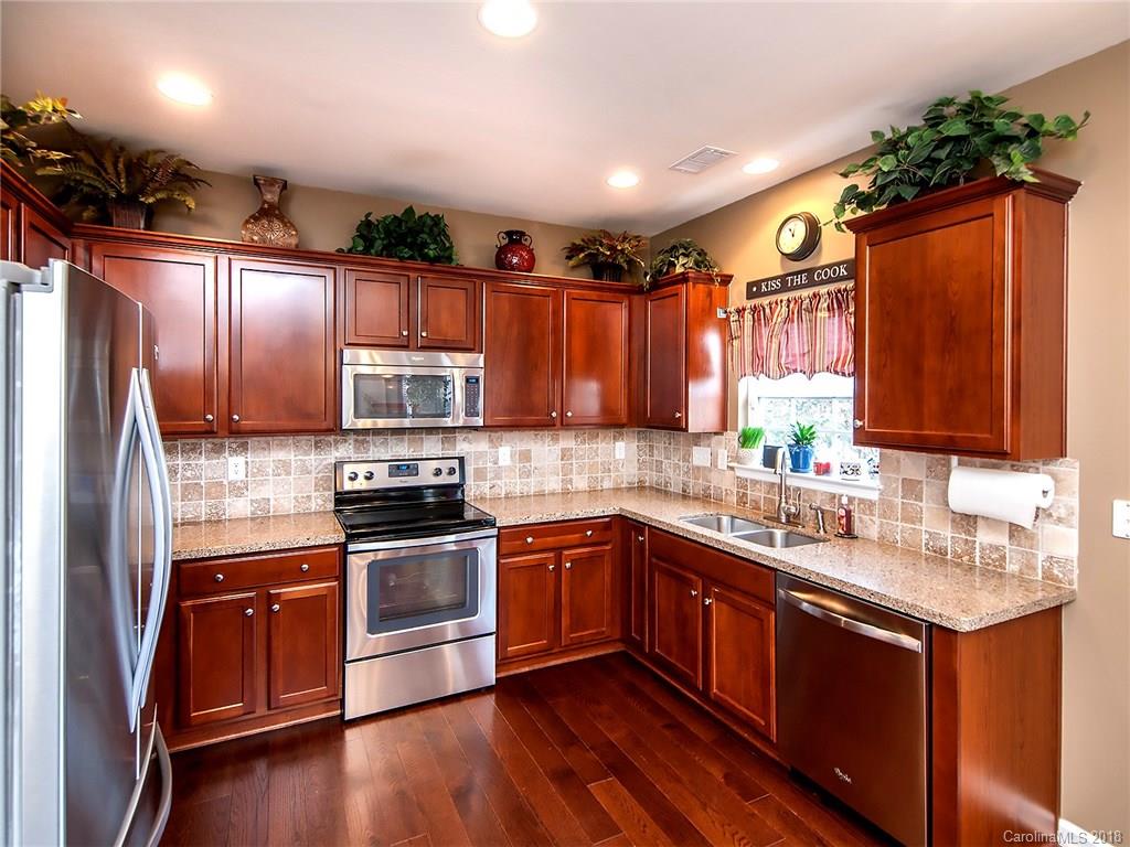 6419 Hermsley Road Charlotte, NC 28278 - Photo 11 of 29