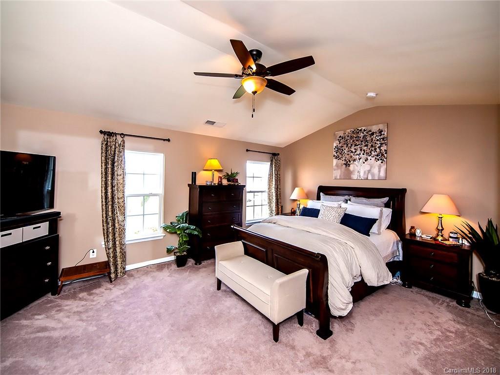 6419 Hermsley Road Charlotte, NC 28278 - Photo 14 of 29